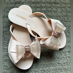 COPY - Mini Melissa pink bow flip flop (girls)
